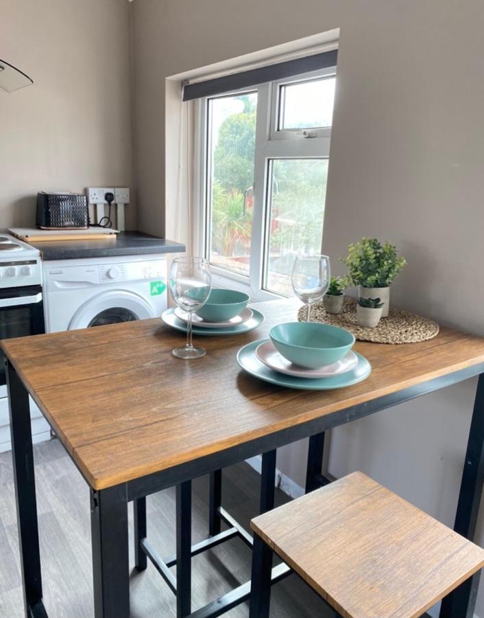 Annex - Garden View Apartment Bristol Luaran gambar